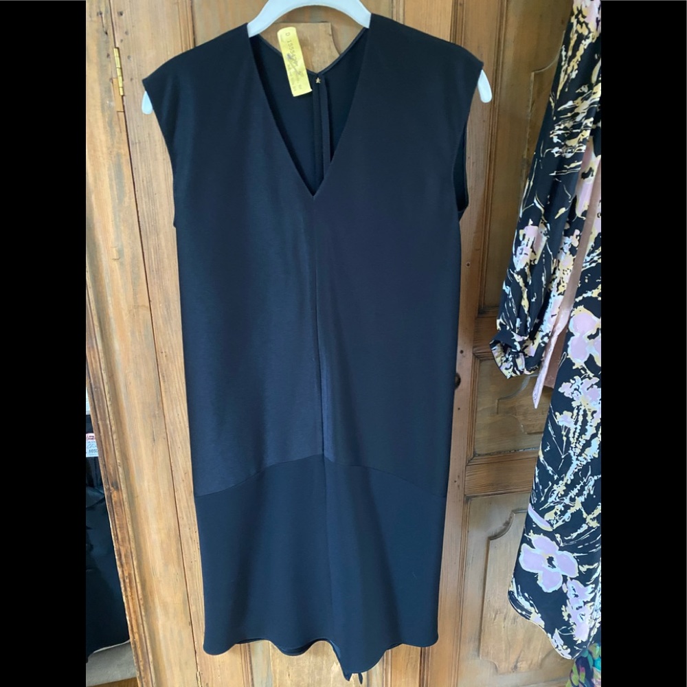 Peter Cohen vneck silk dress